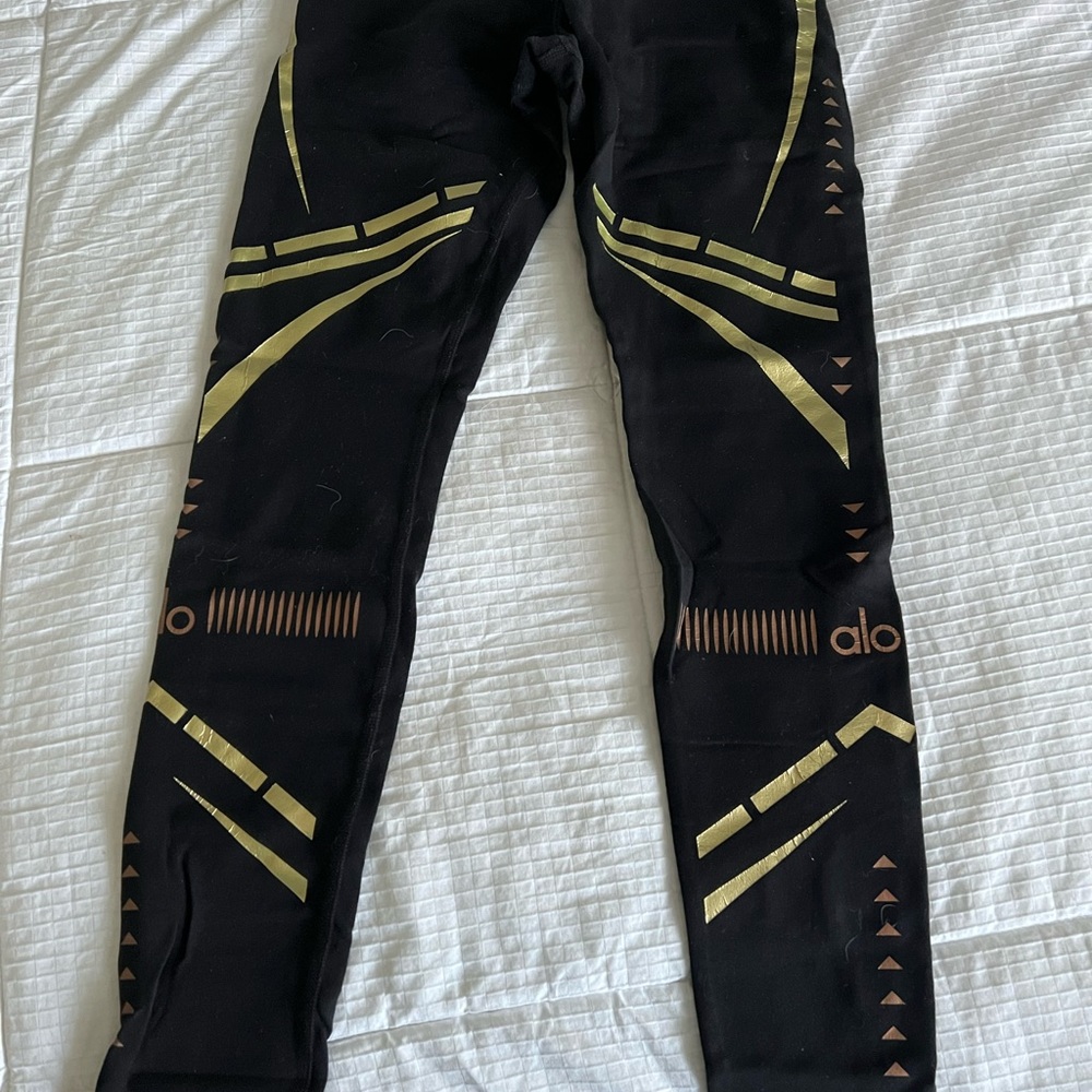 Alo yoga leggings